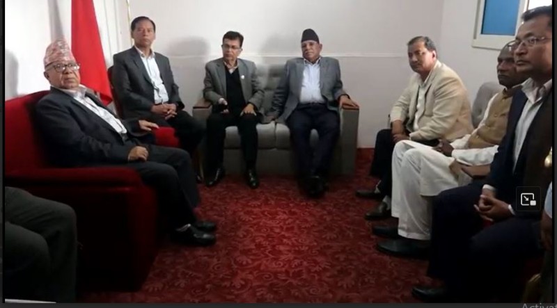 पूर्व राजा ज्ञानेन्द्रलाई अब छाडा हुने छुट दिन सकिँदैन, प्रतिकार गरिन्छः माओवादी अध्यक्ष दाहाल